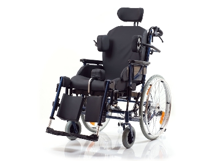 Кресло-коляска Ortonica DELUX 570 с большими колёсами